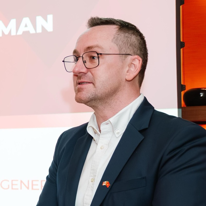Laurence Newman Executive Director exec.director@canchamvietnam.org